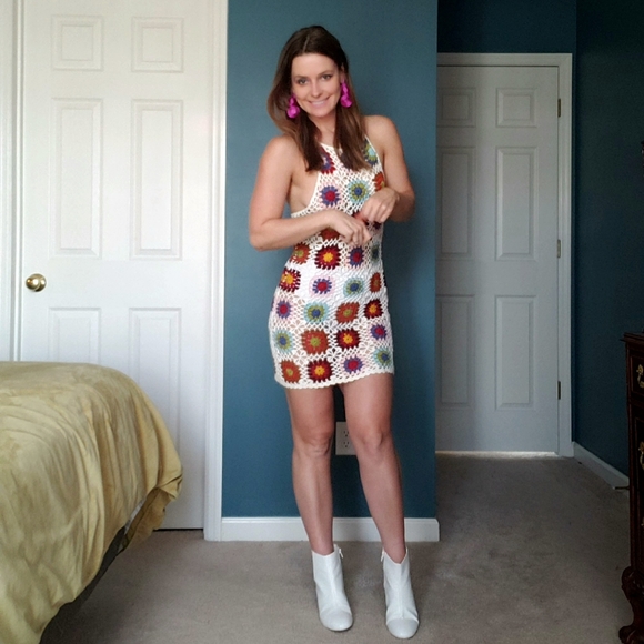 Hi Posher friends😊 I sell unique fun clothing! - Picture 1 of 5